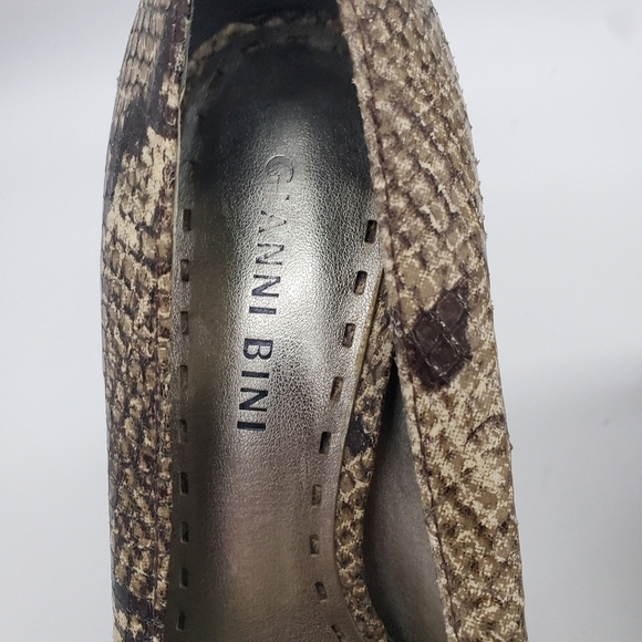 Gianni Bini Brown Tan Heels with Peep-Toe Design - Picture 12 of 15